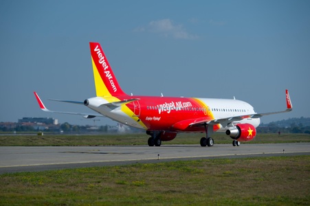 Nhiều chuyến bay Vietjet bị ảnh hưởng do thời tiết xấu ảnh 1